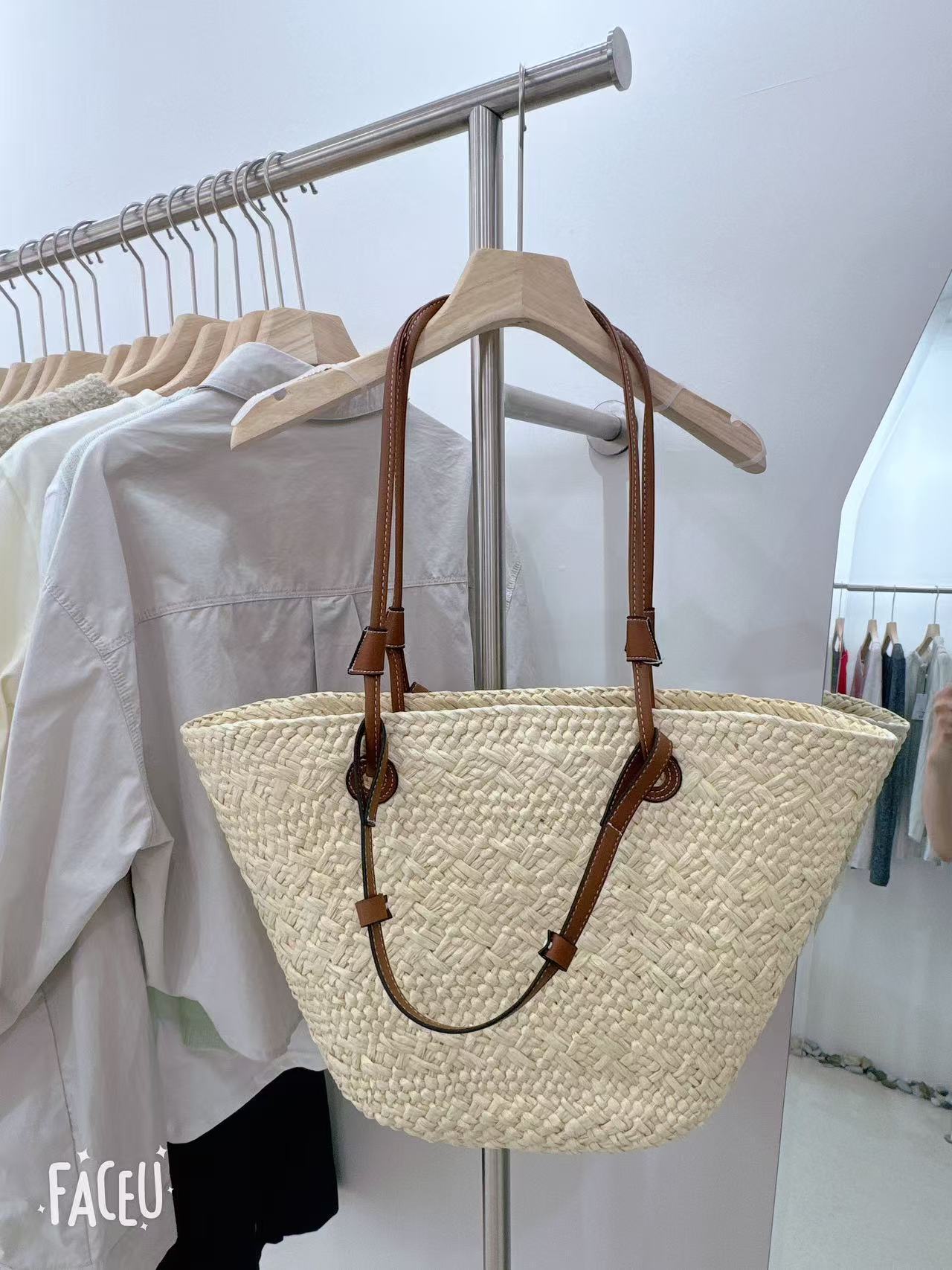 Retro Large Capacity Women's Shoulder Portable Straw-weaved Bag Nocturna-Pro